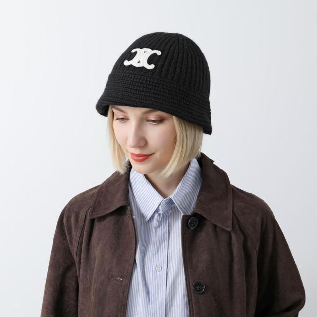 CELINE クロシェ バケットハット ユニセックス CELINE トリオンフ